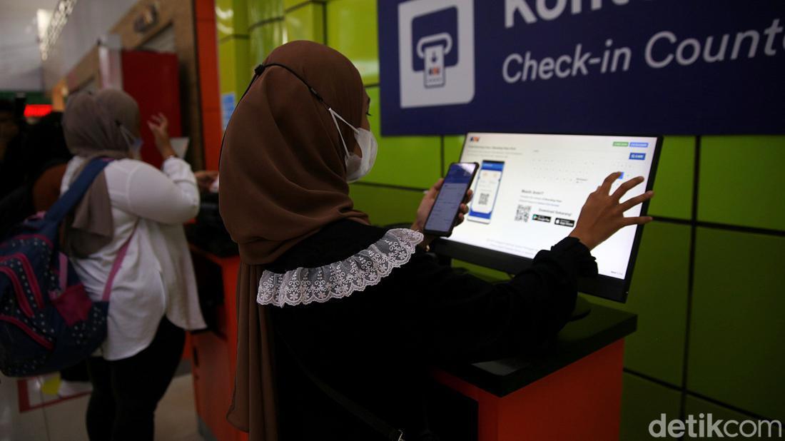 Cara Beli Tiket Kereta Secara Offline Dan Online