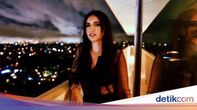 Sosok Noor Alfallah, Wanita Kuwait Pacar Al Pacino yang 53 Tahun Lebih