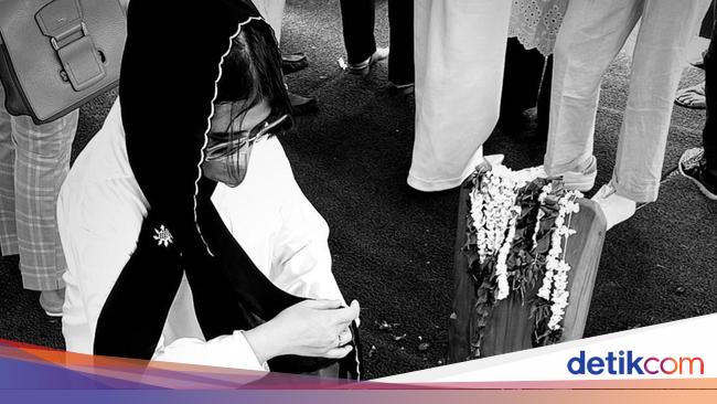 Sad News from Prilly Latuconsina