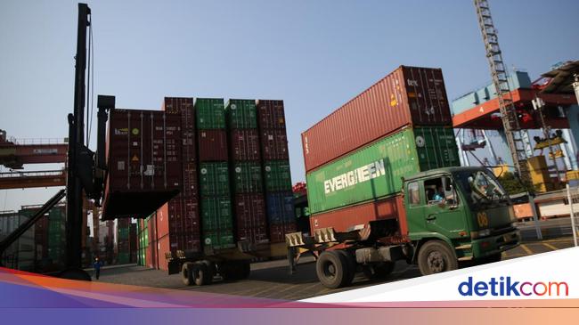 Neraca Perdagangan RI Juli Surplus US$ 0,47 Miliar