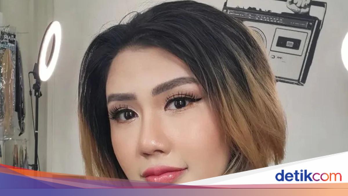 Tangis Rey Utami Tak Terbendung Dengar Kisah Pengidap Gagal Ginjal ...