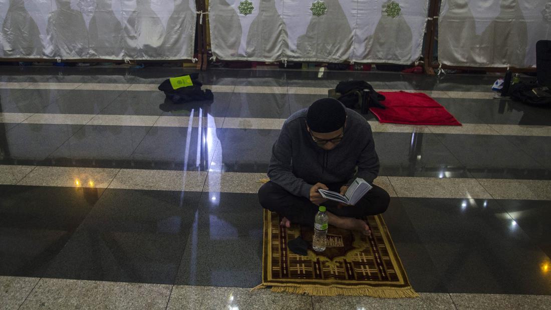 Tata Cara I'tikaf Di Bulan Ramadhan Lengkap Dengan Bacaan Niatnya