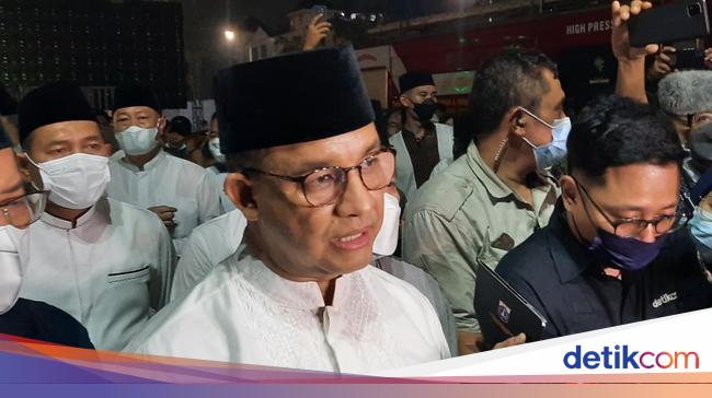 People’s Enthusiasm Welcomes Takbiran at JIS, Anies: This is the Night You’ve Been Waiting For