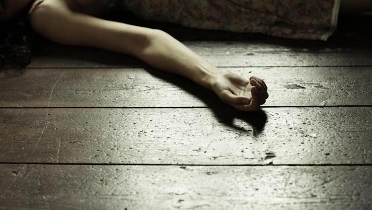 Jessi Rojers gangbangda Britney Spears haqida Blowjob