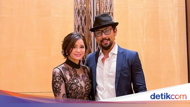 Denny Sumargo “Daily life in bed” openly in an early relationship