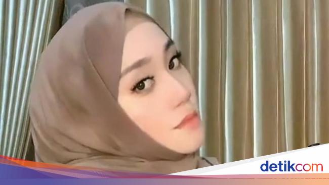 TikTokers linked with hijabs showing off their breasts, why did it go viral before then apologize?