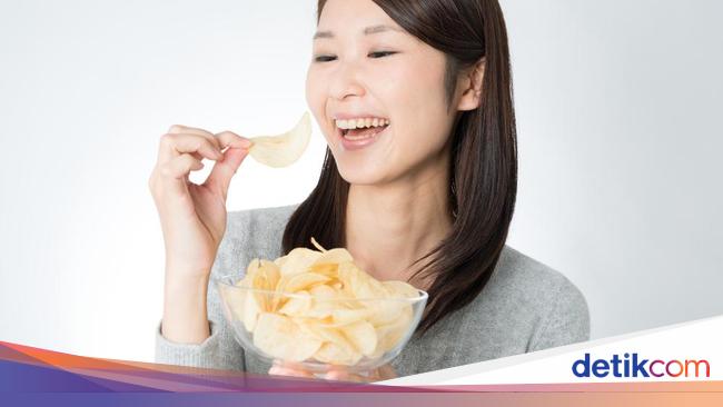 Is it safe to consume high-salt salty foods while you are still young?