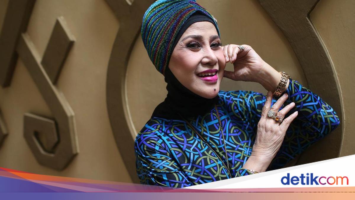 Chord dan Lirik Kereta Malam oleh Elvy Sukaesih
