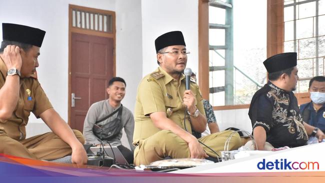 Wabup Sumedang Canangkan Gerakan Menulis Al Quran 7179