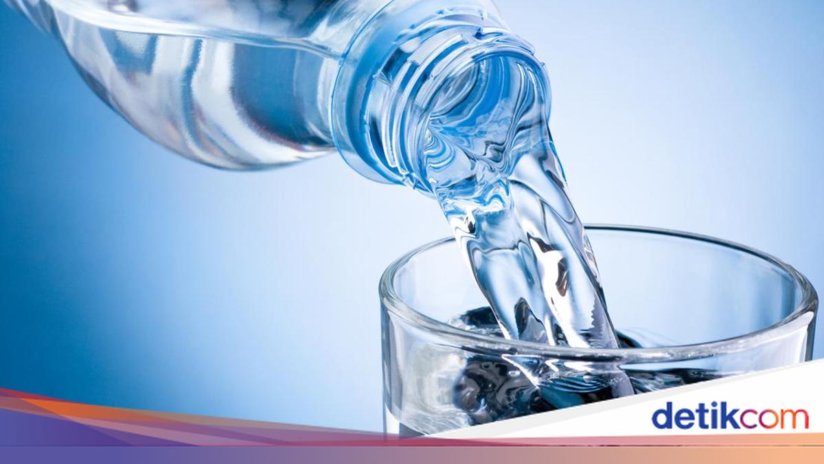 Ilmuwan Temukan Ratusan Ribu Mikroplastik Dalam Air Minum Kemasan, Apa ...