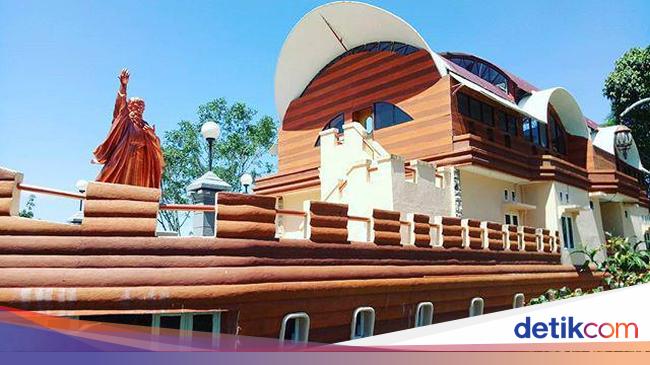 Wisata Alam dan Religi di Taman Iman Dairi, Ada Replika Bahtera Nuh