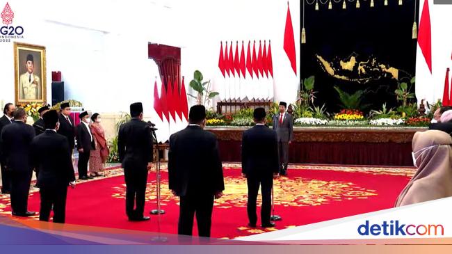 Official!  Jokowi Inaugurates 2 New Ministers and 3 Deputy Ministers