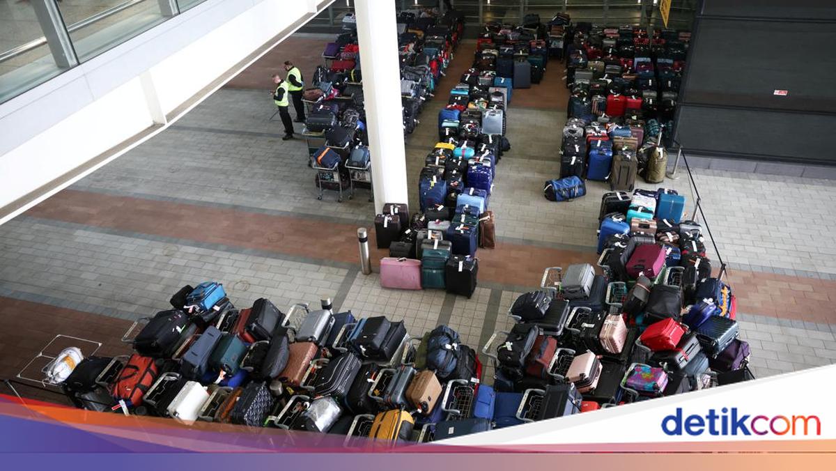 Terpopuler: Maskapai Ini Larang Penumpang Pakai Koper Hitam-Biru Dongker
