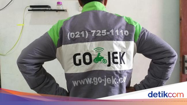 As the First Gojek Driver, Mulyono Gets What ‘Special Rights’?