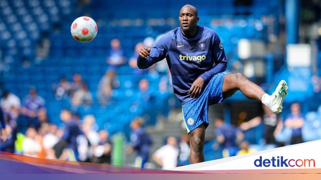 Uncertain Future of Romelu Lukaku at Chelsea: Update and Transfer Rumors