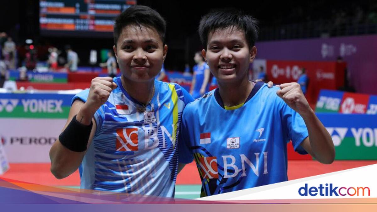 Apri/Fadia Akhiri Puasa Gelar Ganda Putri di Singapore Open