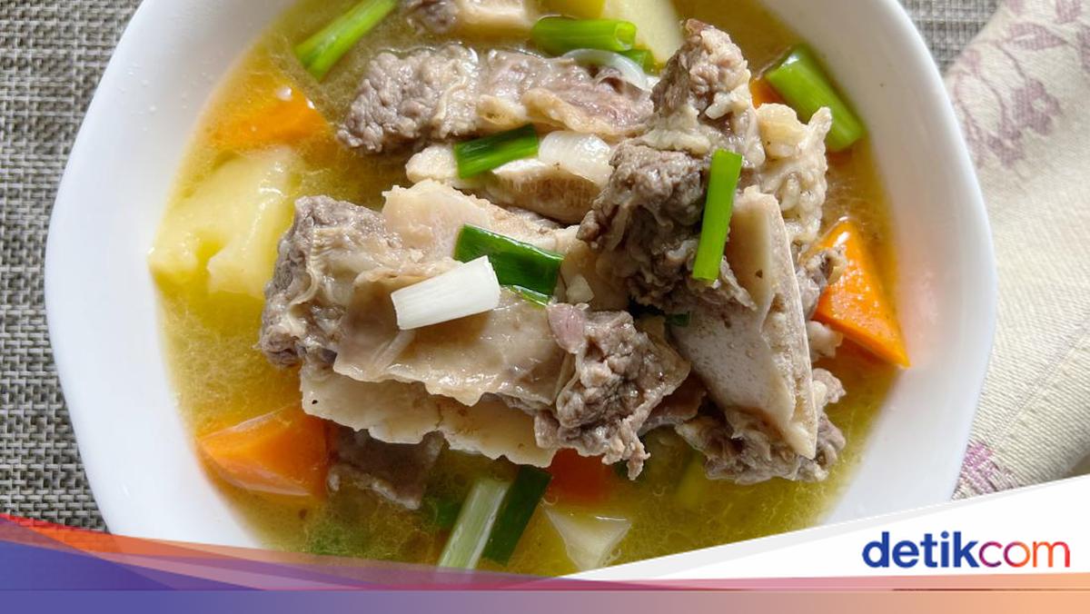 Resep Sop Iga Sapi Khas Jawa yang Kuahnya Super 'Ngaldu'
