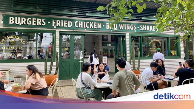 Juicy Nagih! Ini 5 Burger yang Populer Enaknya di Bandung