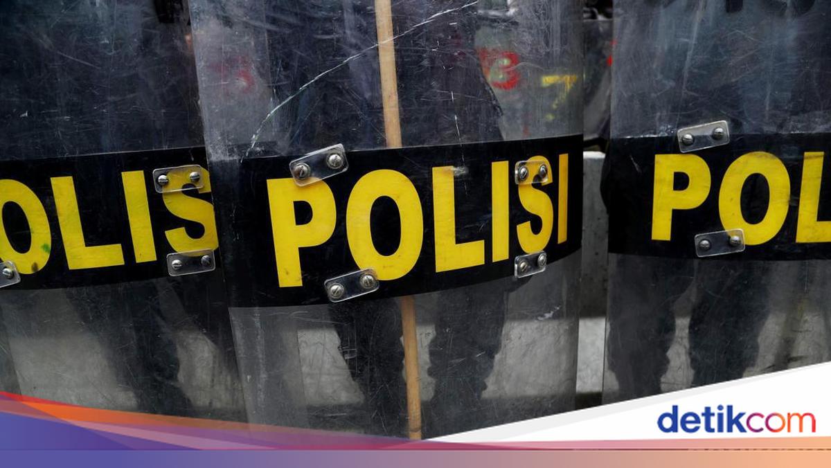 Oknum Polisi Pengemudi