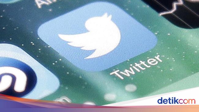 Oh!  Twitter flooded with fake Blue Tick accounts