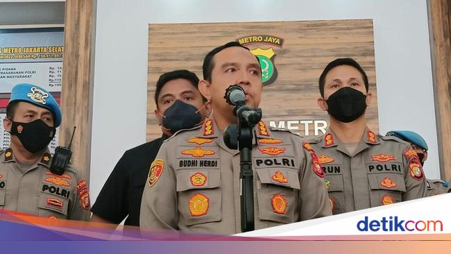 Detik-Detik Ferdy Sambo dan Bharada E Tembak Brigadir J