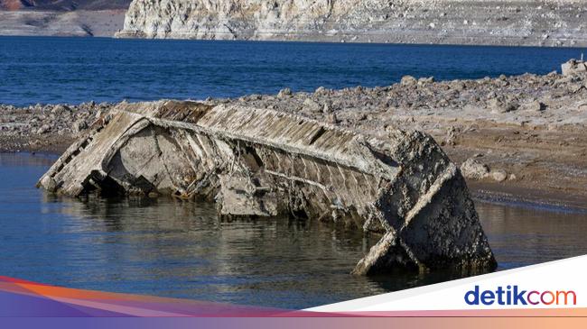 World War II Ships Emerge from Dry Lake in USA