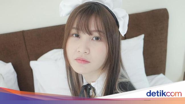 Chasandra Florence Suka Fotografi Seni Meski Posenya Bikin Netizen  