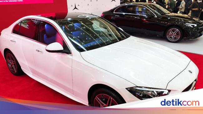 Want to Buy a Mercedes-Benz Car?  At least you don’t have to have a salary like this every month