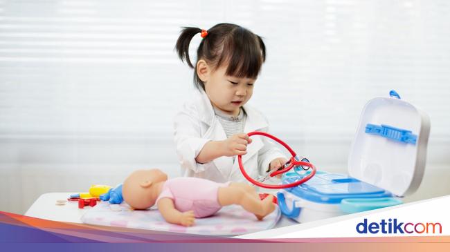 10 Mainan Edukasi untuk Anak Umur 1 Tahun yang Wajib Orang Tua Ketahui