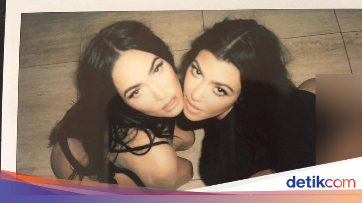 Soqol bilan otiradi va silkitadi Qadimgi bobo bilan jinsiy aloqa