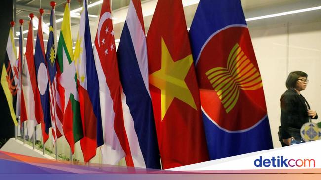 The 43rd ASEAN Summit in Jakarta: Heads of State and Representatives from 22 Countries Attend International Conference