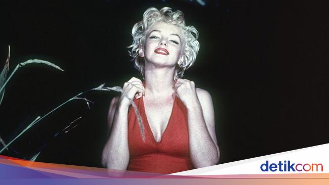 The mystery behind the death of Marilyn Monroe, suspected anal drug overdose