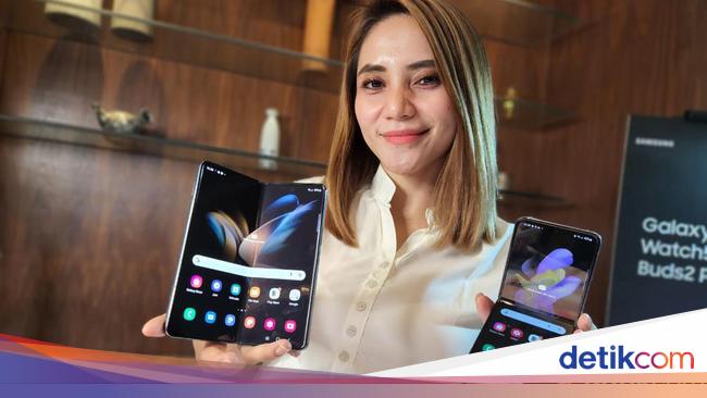 Cheaper Samsung Galaxy Z Fold 4 and Z Flip 4 Screen Service