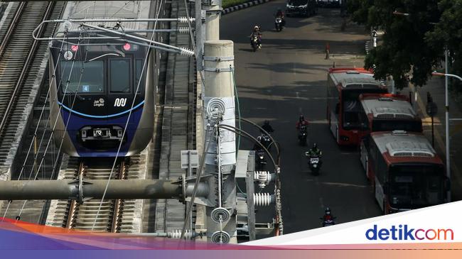 The Chief Executive Officer of MRT was again replaced