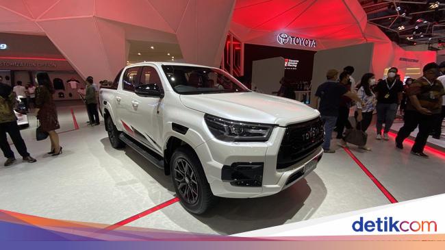 Toyota New Hilux GR Sport officially sold in Indonesia, price higher than Fortuner