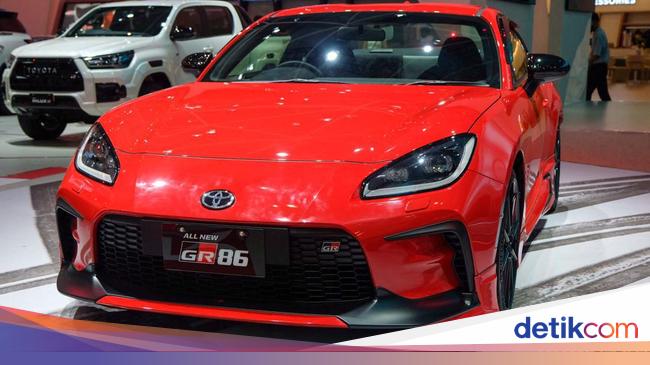 Sudah Tahu Belum, Mobil Ini Harus Pakai BBM RON 98 Lho!