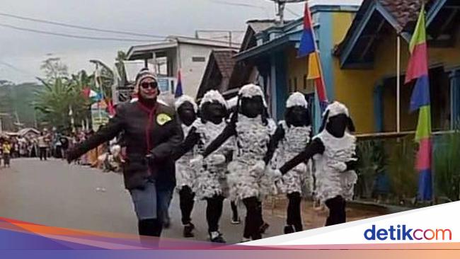 Fakta Di Balik Viral Ibu Ibu Kocak Gerak Jalan Pakai Kostum Shaun The Sheep