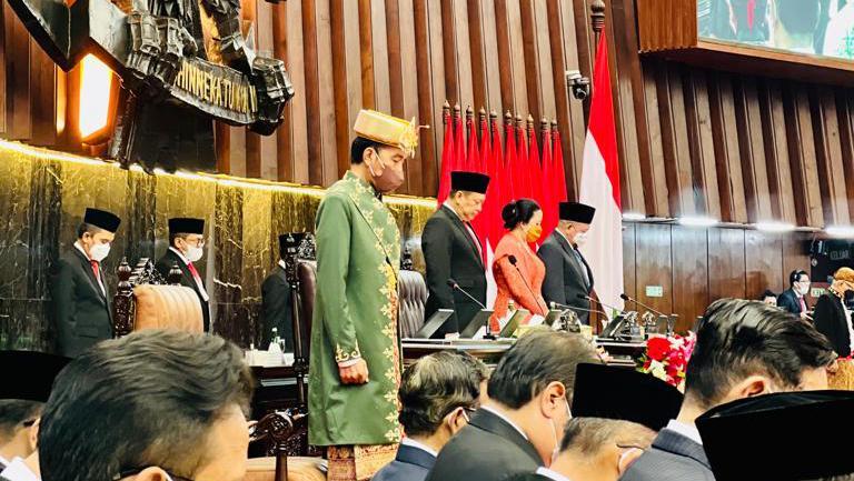 Makna Tersirat Jokowi Pakai Baju Adat Paksian Di Sidang Tahunan MPR