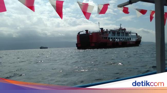 Angin Kencang Kmp Tunu Pratama Jaya Kandas Di Selat Bali Angin Kencang Kmp Tunu Pratama Jaya Kandas Di Selat Bali