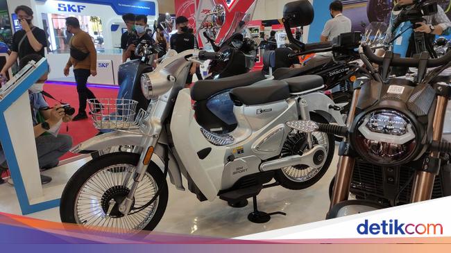 Motor Bebek Listrik Ini Dilepas Rp 34 Jutaan, Mau?
