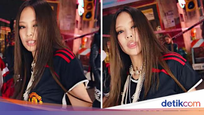 Netizens are thrilled to see Jennie Blackpink carrying a MU jersey