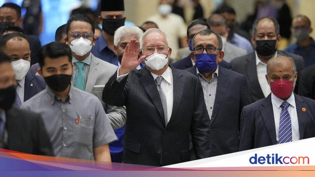 Children reveal Najib’s health condition, doctor finds stomach ulcers!