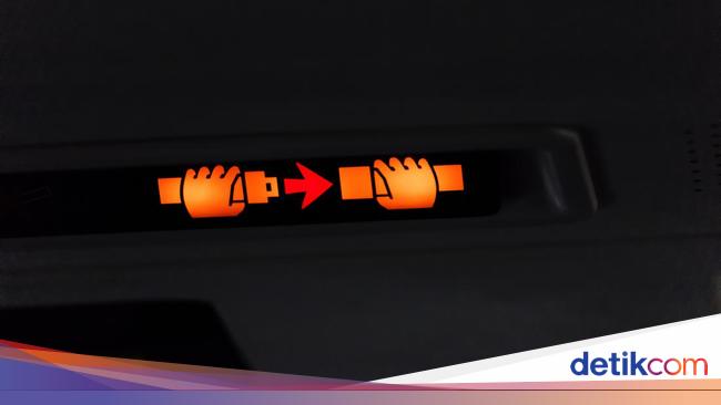 Tak Cuma Turbulensi, Lampu Tanda Seatbelt Menyala Saat Kamu Mondar-Mandir!