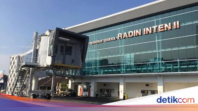 Penumpang Pesawat di Bandara Radin Inten II Wajib Booster Mulai Hari Ini