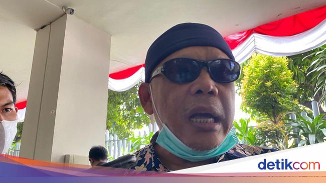 Eggi Sudjana asks Jokowi to participate in the trial for allegedly fake diplomas