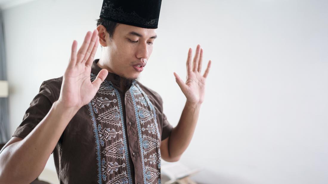 Bacaan Takbiratul Ihram 'Allahu Akbar', Ini Penjelasan Dan Doa Setelahnya