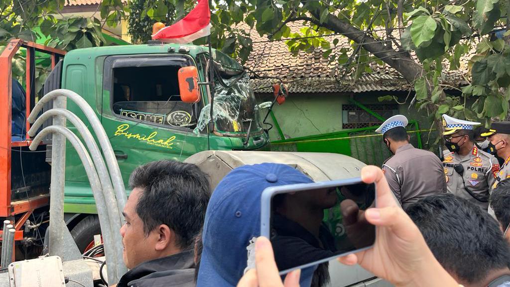 3 Hal Yang Ditemukan KNKT Soal Kecelakaan Maut Truk Trailer Di Bekasi