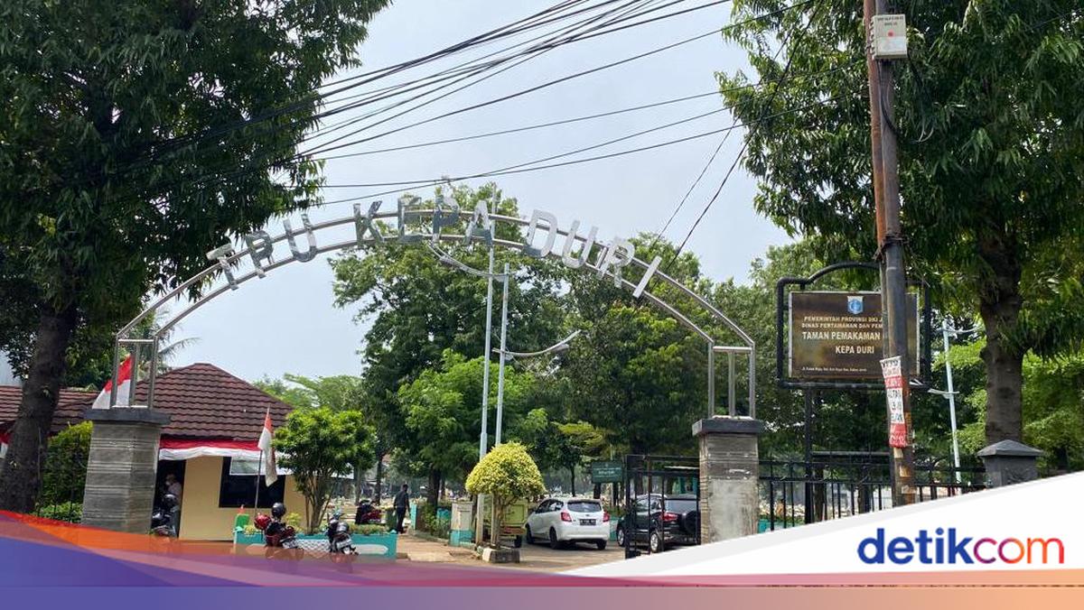 Bakso Enak di Kuburan TPU Duri Kepa Viral, Seporsi Mulai Rp 15 Ribu!