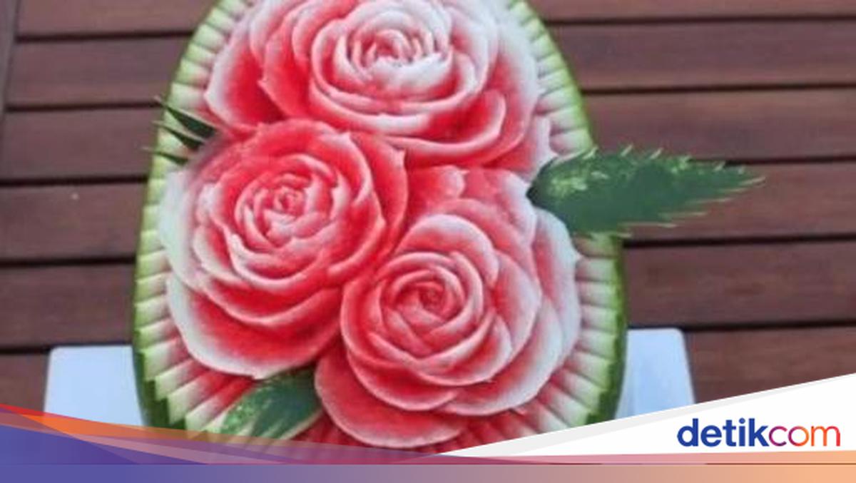 Cantik! 10 Makanan Ini Diubah Bentuknya Jadi Bunga Mawar