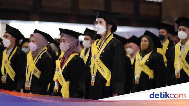 Inilah Wisudawan Sarjana Terbaik Ugm Lulus Dengan Ipk 4 00